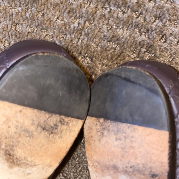 Bottega Veneta Leather Flats! 🥿 - Picture 7 of 13